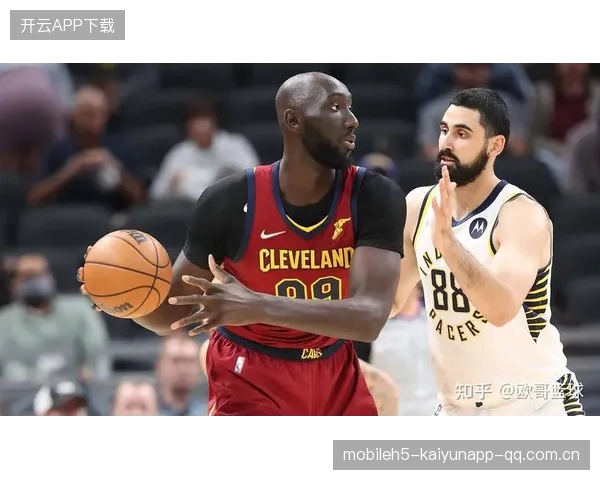 NBA季前赛大战：马尔卡宁与吉莱斯皮的“双雄之战”背后的故事